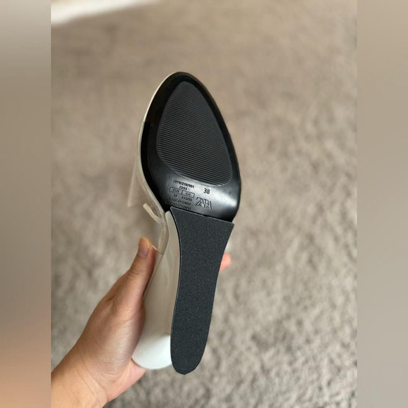 sandals - Picture 5 of 8